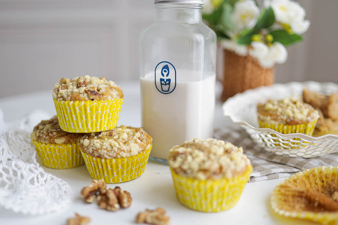 Muffins with Walnut Streusel Topping
