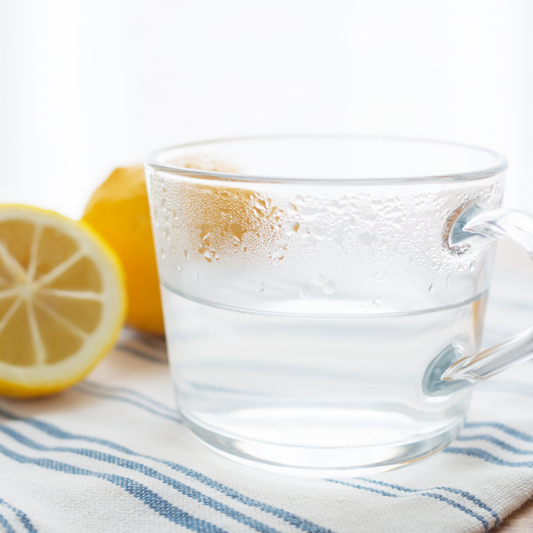 Warm Water Rituals That Improve Digestion in Winter